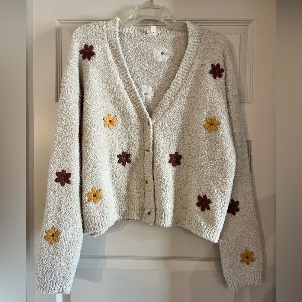 Hem and Thread Cream Floral Appliqué Cozy Cardigan Sweater